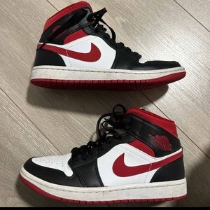 2021 Air Jordan 1 Mid 'Black Gym Red'